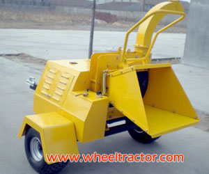 Powered Trailer Mounted Wood Chipper