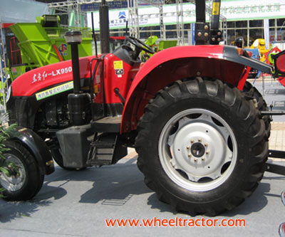 YTO Tractor X900
