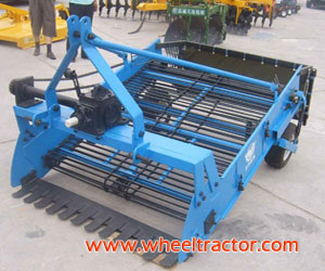 4UD Potato Harvester